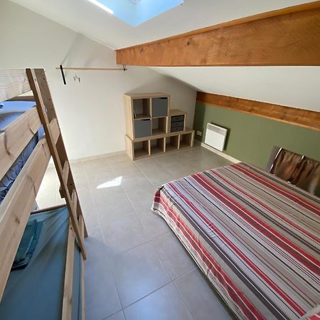 Appartement Climatise Au Pied Du Mont Ventoux Malemort-du-Comtat Luaran gambar
